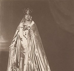 ★ DD : Disclaimerized Depiction ; ★    The Queen of queens ,Marie Alexandra Victoria(Mother Maria Alexandrovna of Russia) ,Marie (born Princess Marie Alexandra Victoria of Edinburgh; 29 October 1875 – 18 July 1938)was the last queen of Romania as the wife of King Ferdinand I.her children Nicholas and Ileana.In 1930, Marie moved away from Bucharest and spent the rest of her life either in the countryside or at Balchik Palace, her summer residence in Southern Dobruja by the Black Sea. In 1937, she became ill with CIRRHOSIS and died the following year. The Queen of queens to Queen Marie of Roumania, not only because of her renowned beauty but because of her charming manner and democracy.(Fact check:Library of Congress)
